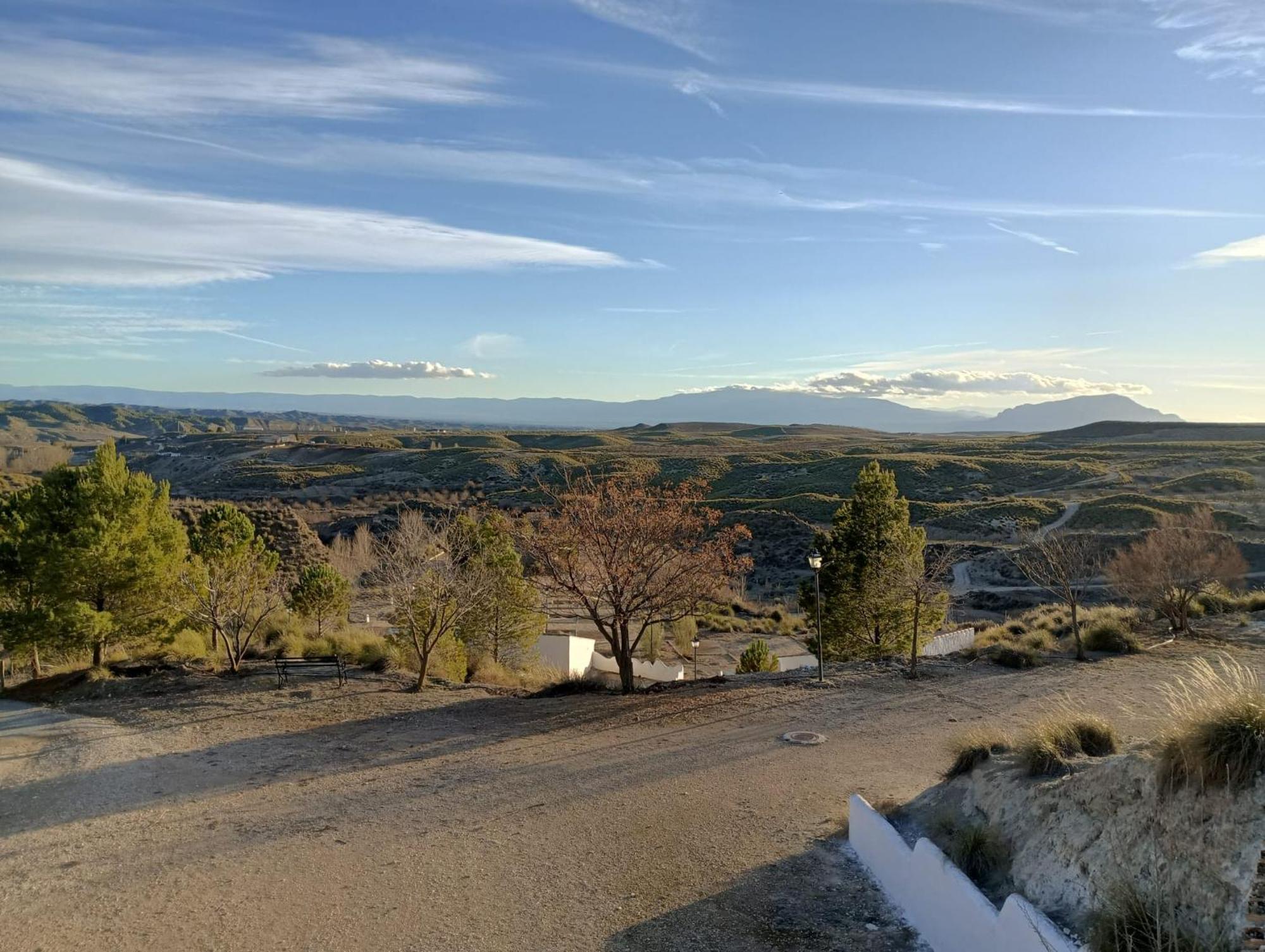 Cuevas El Lago De Castilléjar Buitenkant foto